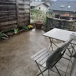 4 Personnes Avec Terrasse Privee A Apartament Voglans