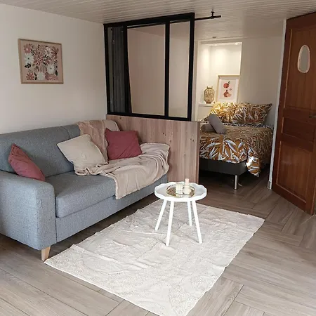 Apartament 4 Personnes Avec Terrasse Privee A Voglans